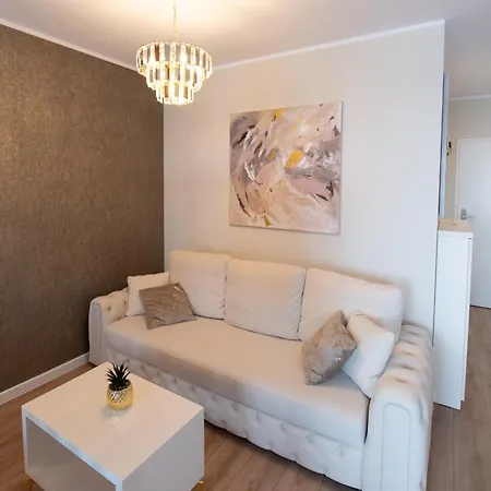 Uranus Luxury Studio * Timisoara