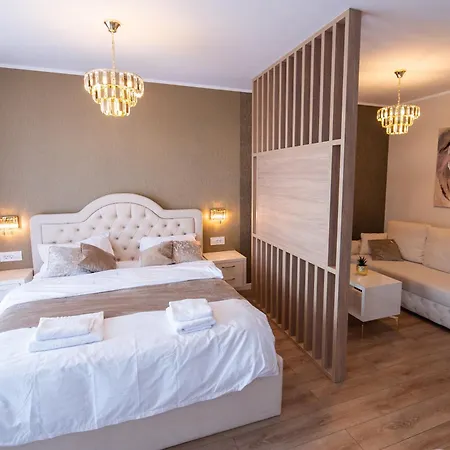 Uranus Luxury Studio Apartment *